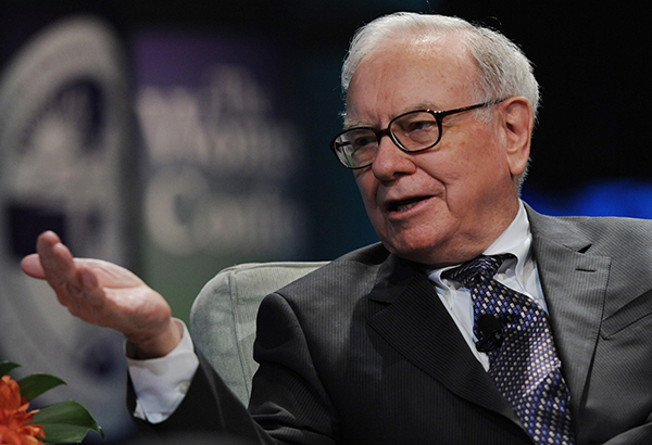 Warren Buffett's Dismal Forecast: Earnings Drop for Majority of Berkshire Units