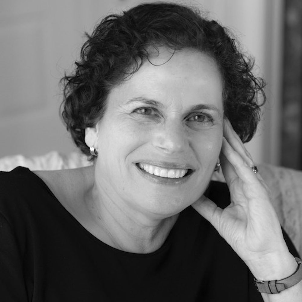 Alina-Tugend_headshot_team-page_website_1000px